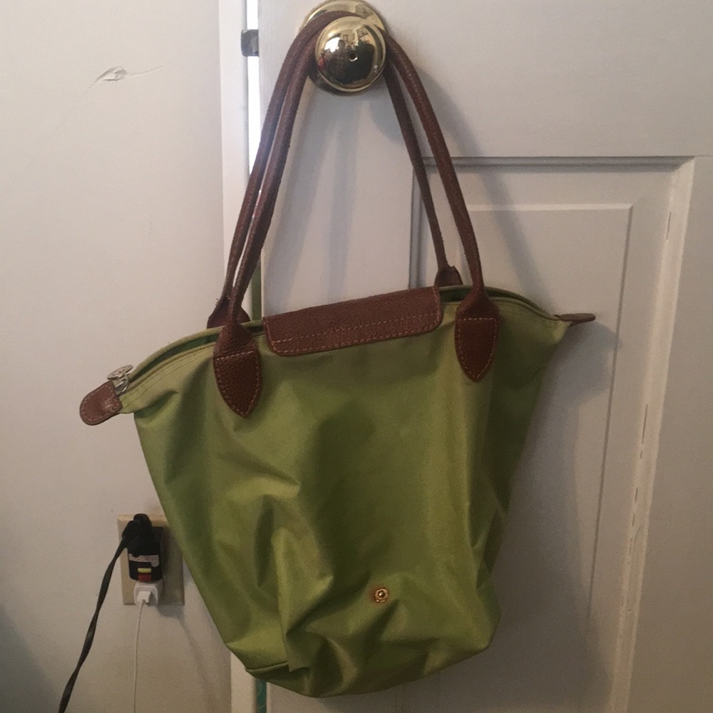 Small green Longchamp le pliage tote
